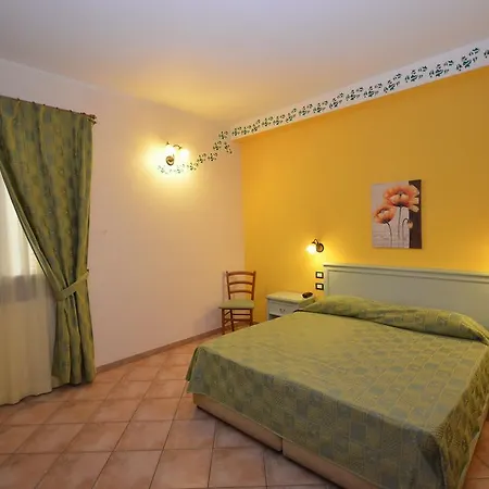 Sun Garden Hotel *